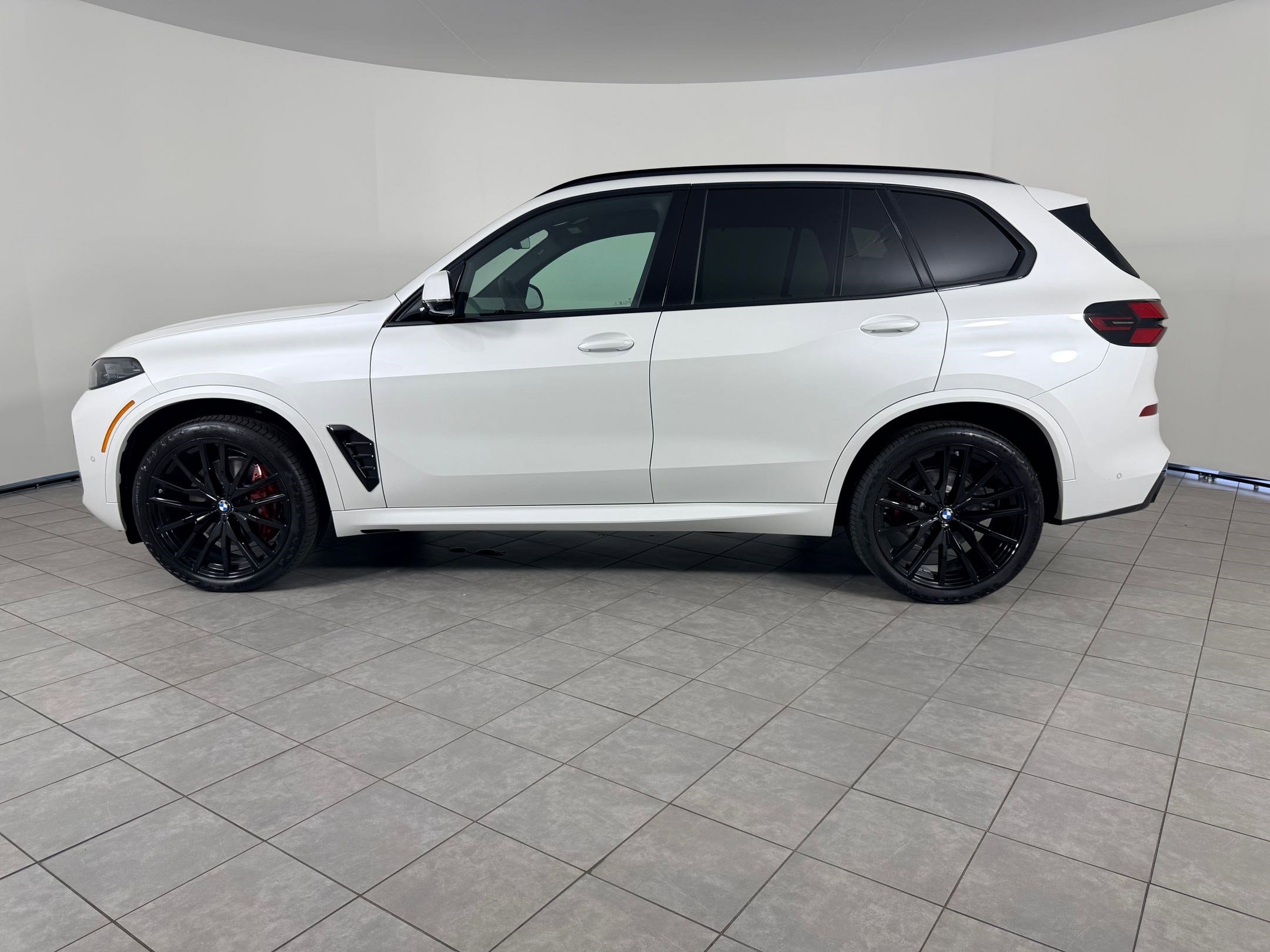 bmw x5 2026 5UX23EU00T9405426 image bmw x5 2026 5UX23EU00T9405426 image