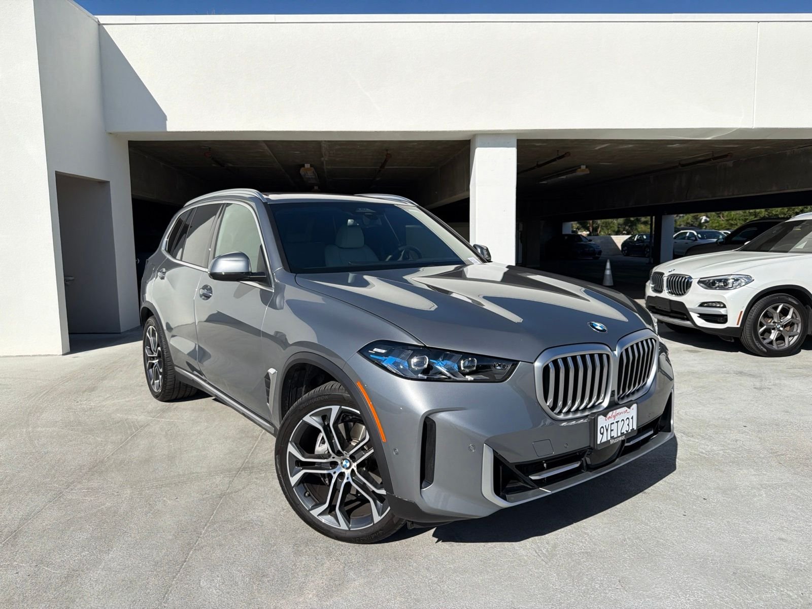 bmw x5 2026 5UX23EU00T9354879 image bmw x5 2026 5UX23EU00T9354879 image