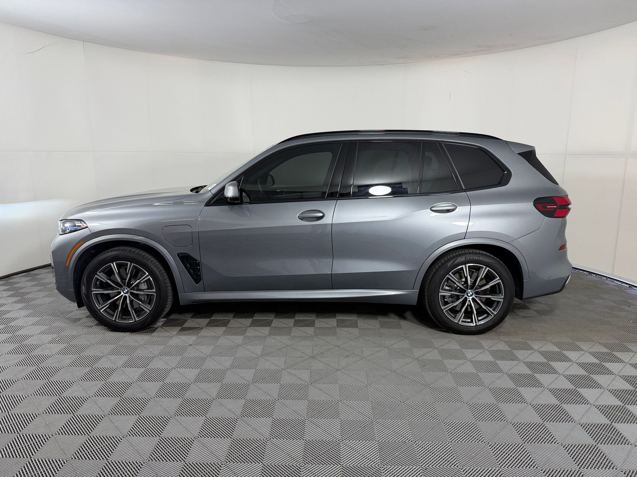 bmw x5 2026 5UX43EU02T9235885 image bmw x5 2026 5UX43EU02T9235885 image