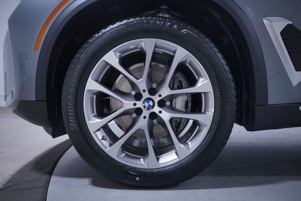 bmw x5 2026 5UX13EU05T9303549 image bmw x5 2026 5UX13EU05T9303549 image