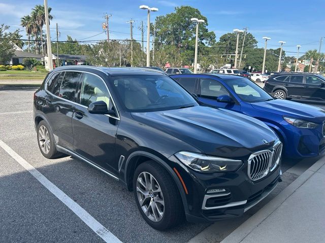 bmw x5 2021 5UXCR4C06M9F25475 image bmw x5 2021 5UXCR4C06M9F25475 image