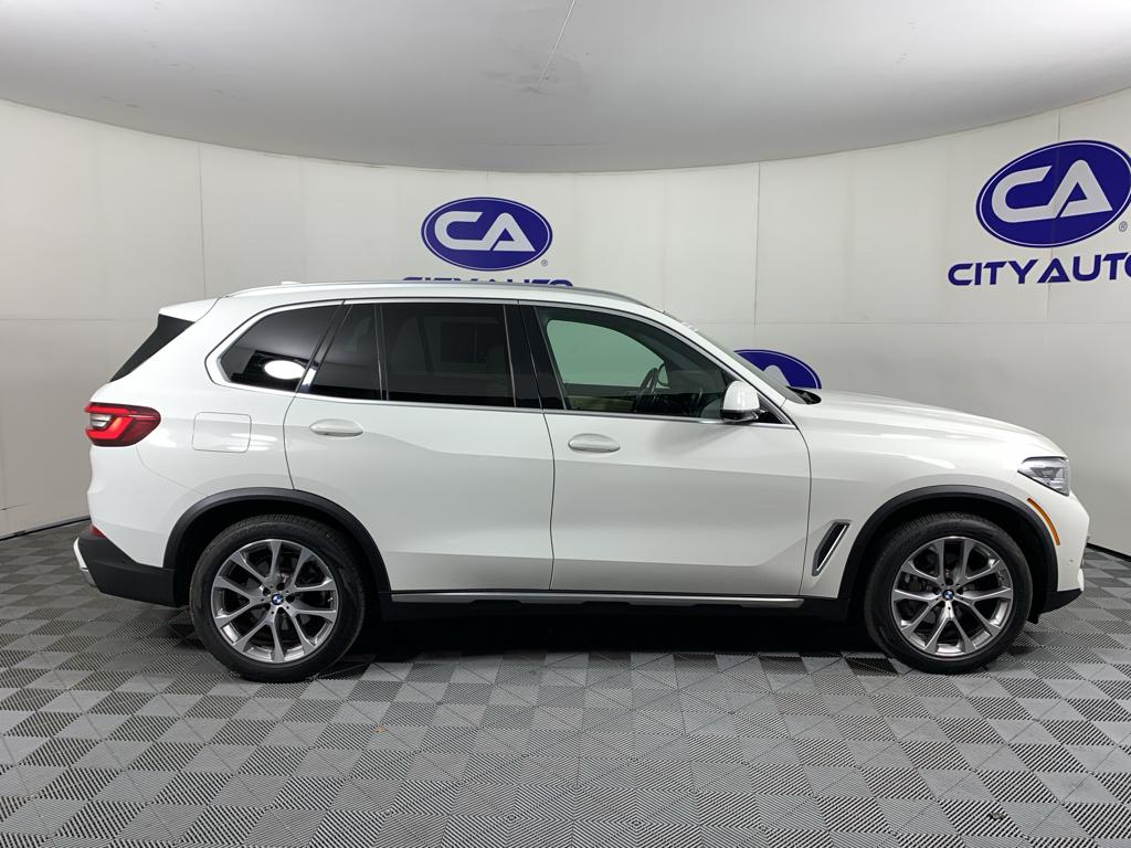 bmw x5 2021 5UXCR6C00M9F06934 image bmw x5 2021 5UXCR6C00M9F06934 image
