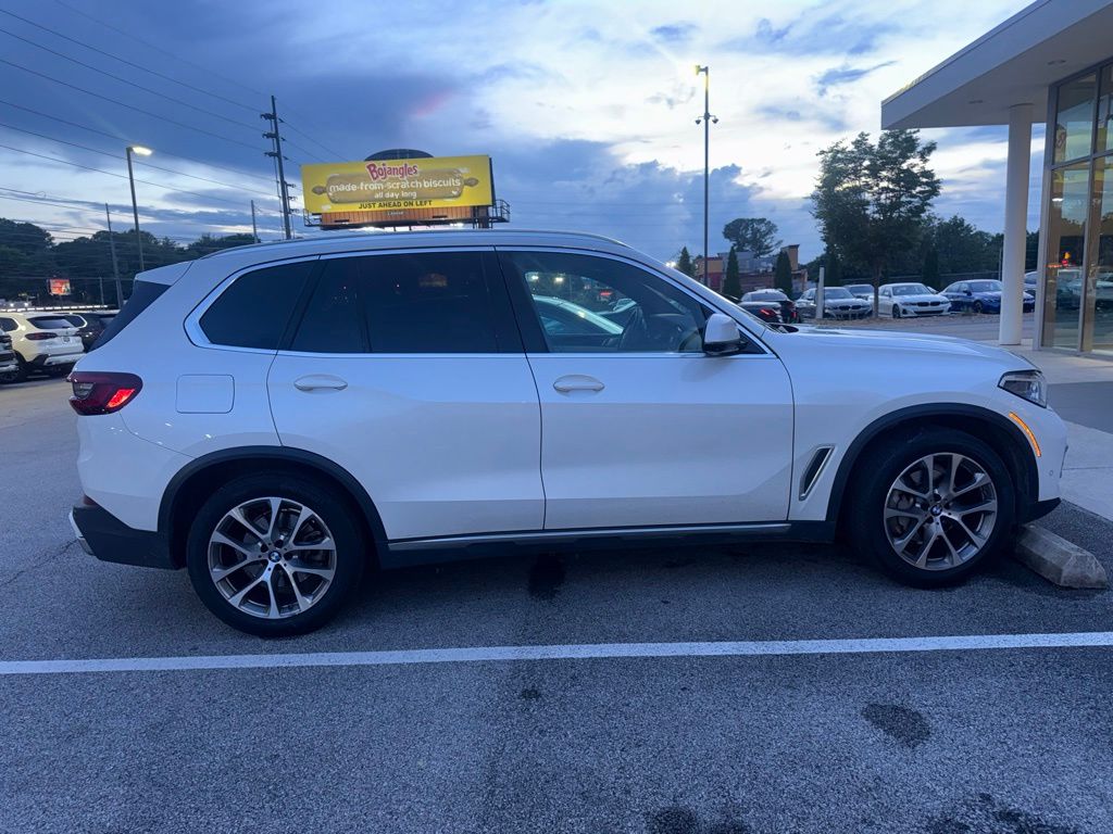 bmw x5 2021 5UXCR6C01M9G41596 image bmw x5 2021 5UXCR6C01M9G41596 image