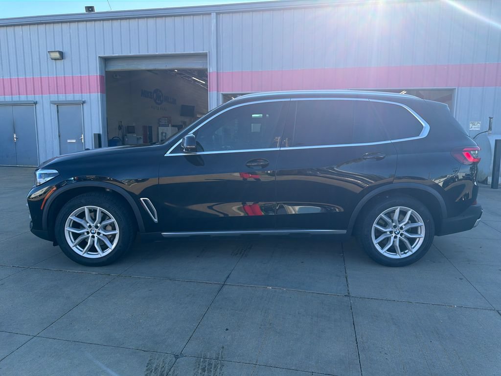 bmw x5 2021 5UXCR6C03M9D76583 image bmw x5 2021 5UXCR6C03M9D76583 image