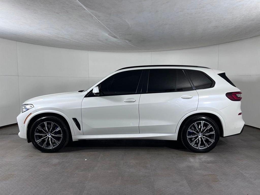 bmw x5 2021 5UXCR6C0XM9F01529 image bmw x5 2021 5UXCR6C0XM9F01529 image
