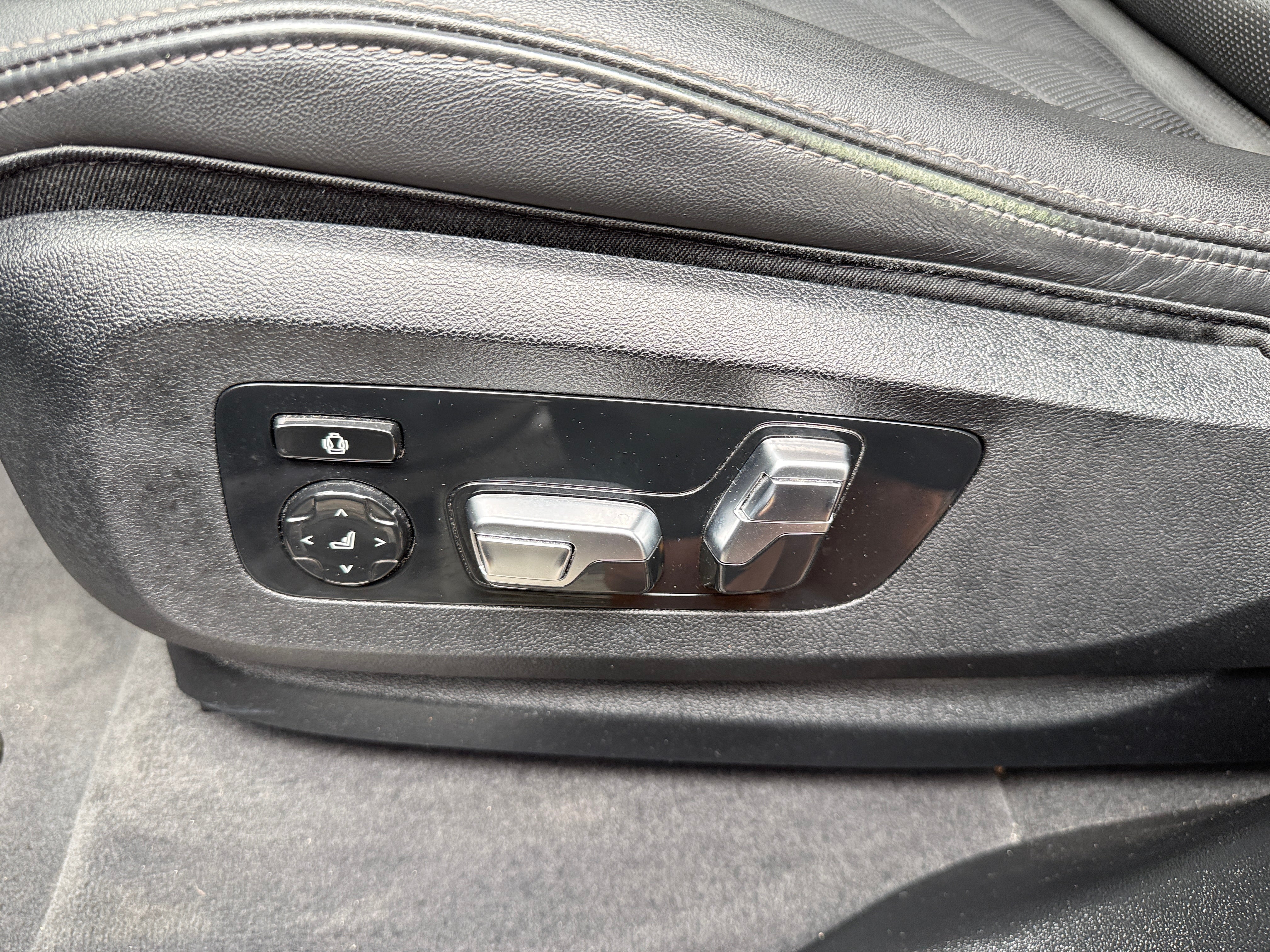 bmw x5 2024 5UX13EU03R9V09865 image bmw x5 2024 5UX13EU03R9V09865 image