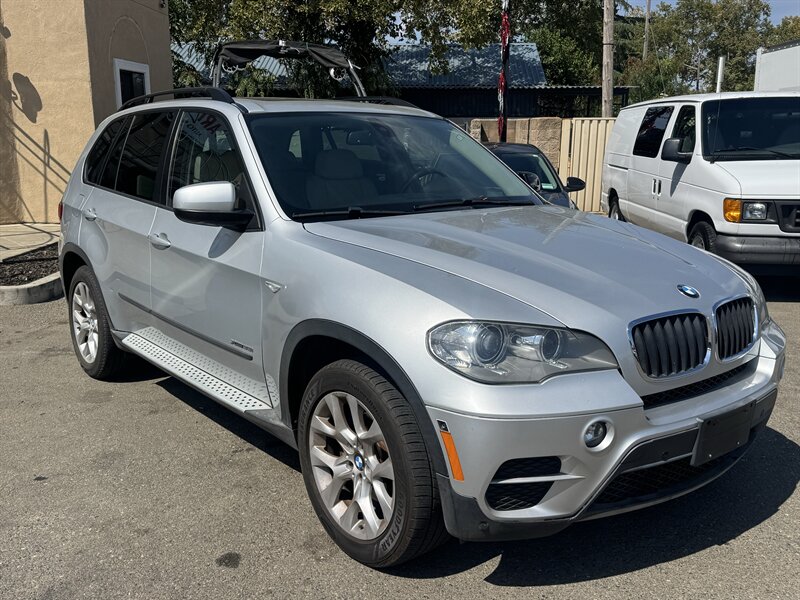 bmw x5 2013 5UXZV4C56D0B00389 image bmw x5 2013 5UXZV4C56D0B00389 image