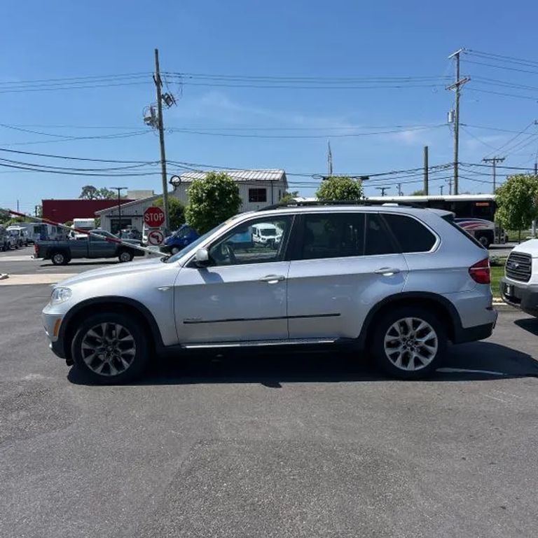 bmw x5 2013 5UXZV4C58D0E11127 image bmw x5 2013 5UXZV4C58D0E11127 image
