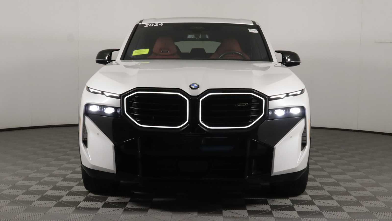 bmw xm 2024 5YM23CS08R9W25163 image bmw xm 2024 5YM23CS08R9W25163 image