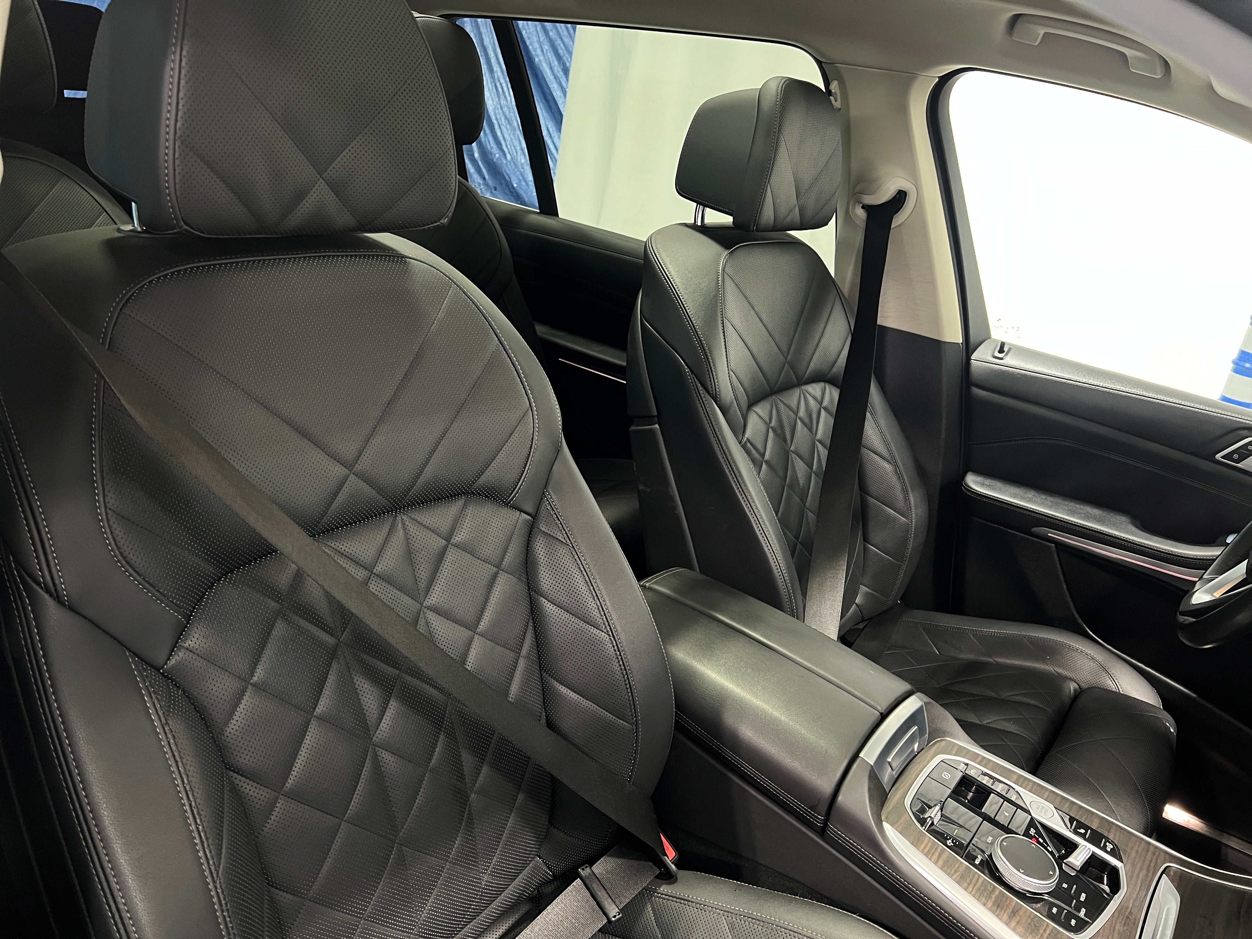 bmw x7 2023 5UX23EM01P9P15395 image bmw x7 2023 5UX23EM01P9P15395 image