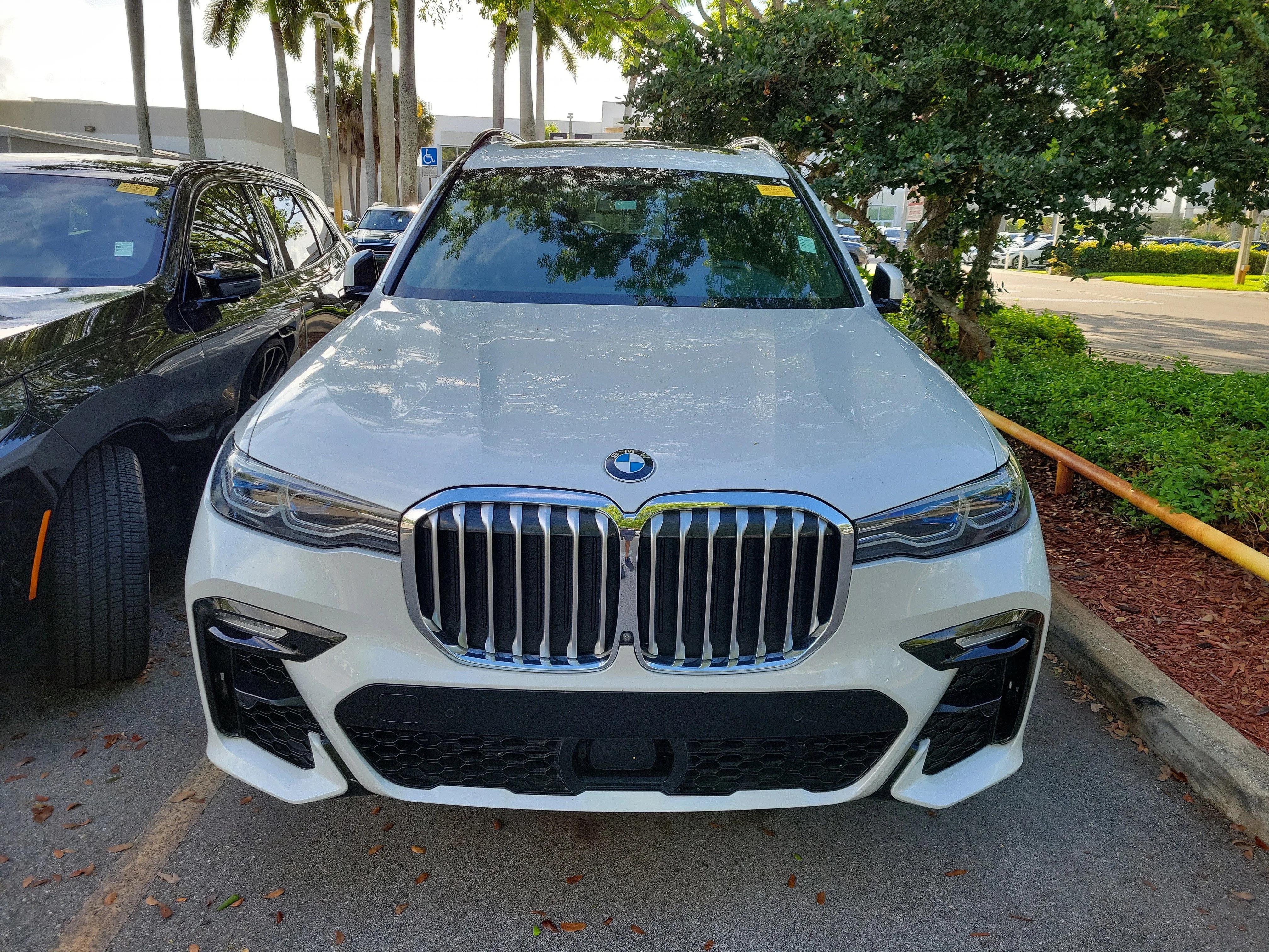 bmw x7 2019 5UXCX4C50KLS37028 image bmw x7 2019 5UXCX4C50KLS37028 image