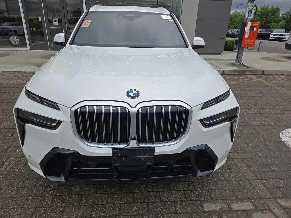 bmw x7 2026 5UX23EM09T9158312 image bmw x7 2026 5UX23EM09T9158312 image