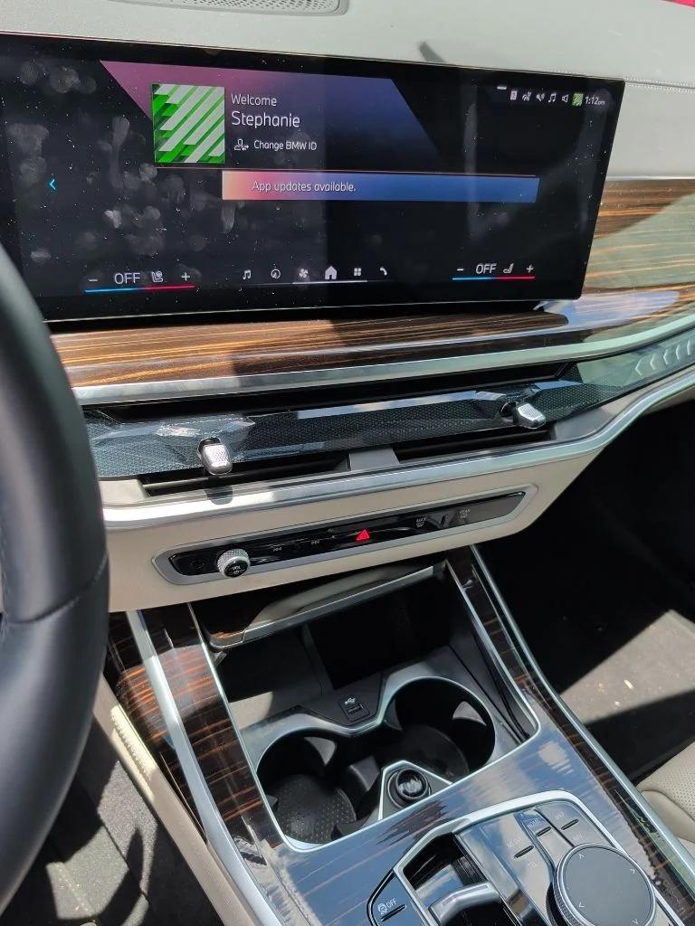 bmw x7 2026 5UX23EM03T9042197 image bmw x7 2026 5UX23EM03T9042197 image