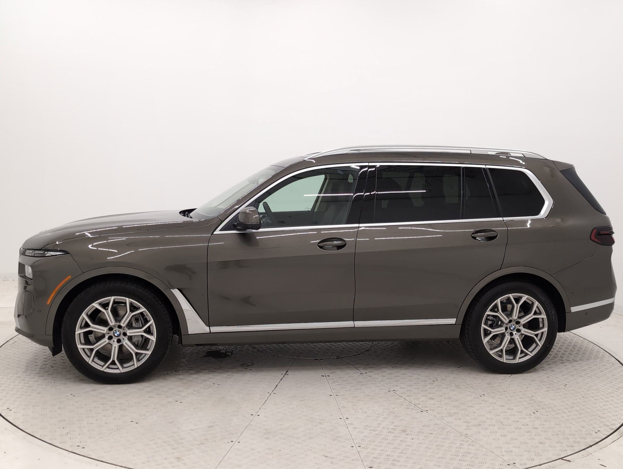 bmw x7 2026 5UX23EM08T9106945 image bmw x7 2026 5UX23EM08T9106945 image
