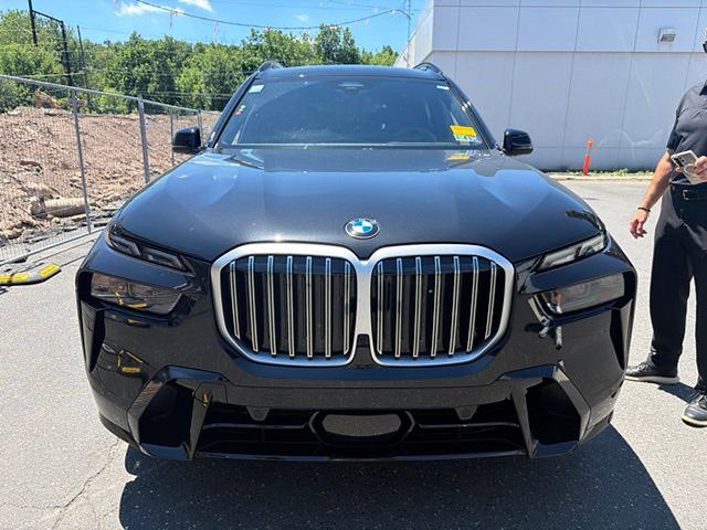 bmw x7 2026 5UX23EM00T9125764 image bmw x7 2026 5UX23EM00T9125764 image