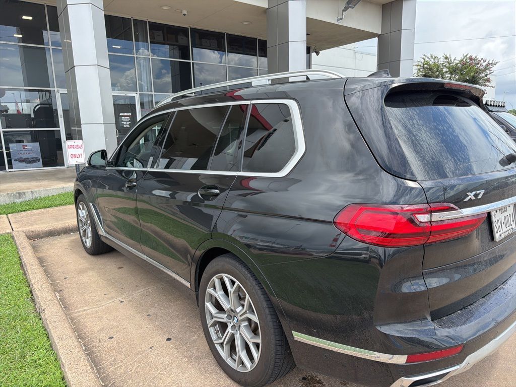 bmw x7 2021 5UXCW2C01M9H39402 image bmw x7 2021 5UXCW2C01M9H39402 image