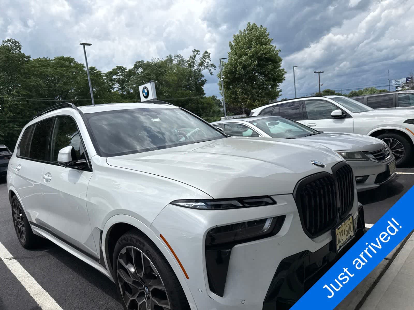 bmw x7 2024 5UX23EM03R9S34373 image bmw x7 2024 5UX23EM03R9S34373 image
