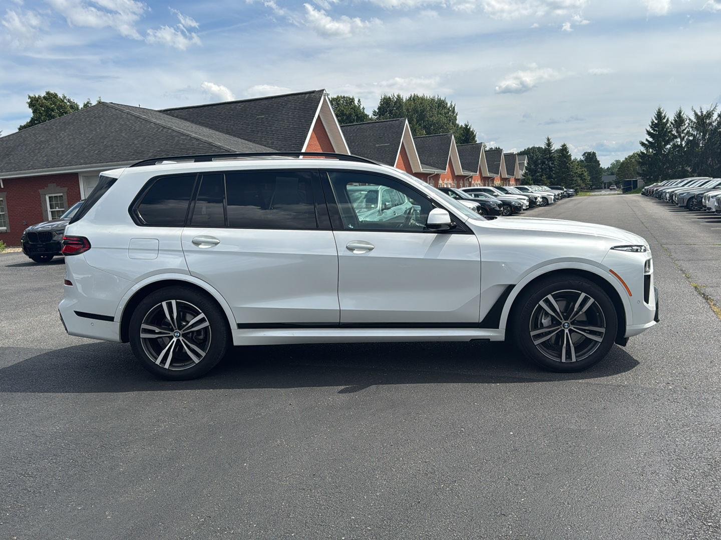 bmw x7 2024 5UX23EM03R9U61188 image bmw x7 2024 5UX23EM03R9U61188 image