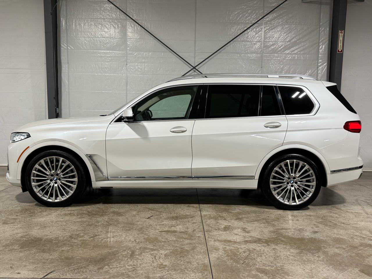 bmw x7 2020 5UXCW2C09L9D43300 image bmw x7 2020 5UXCW2C09L9D43300 image