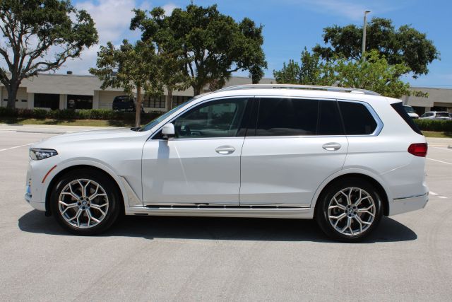 bmw x7 2020 5UXCW2C01L9C00079 image bmw x7 2020 5UXCW2C01L9C00079 image