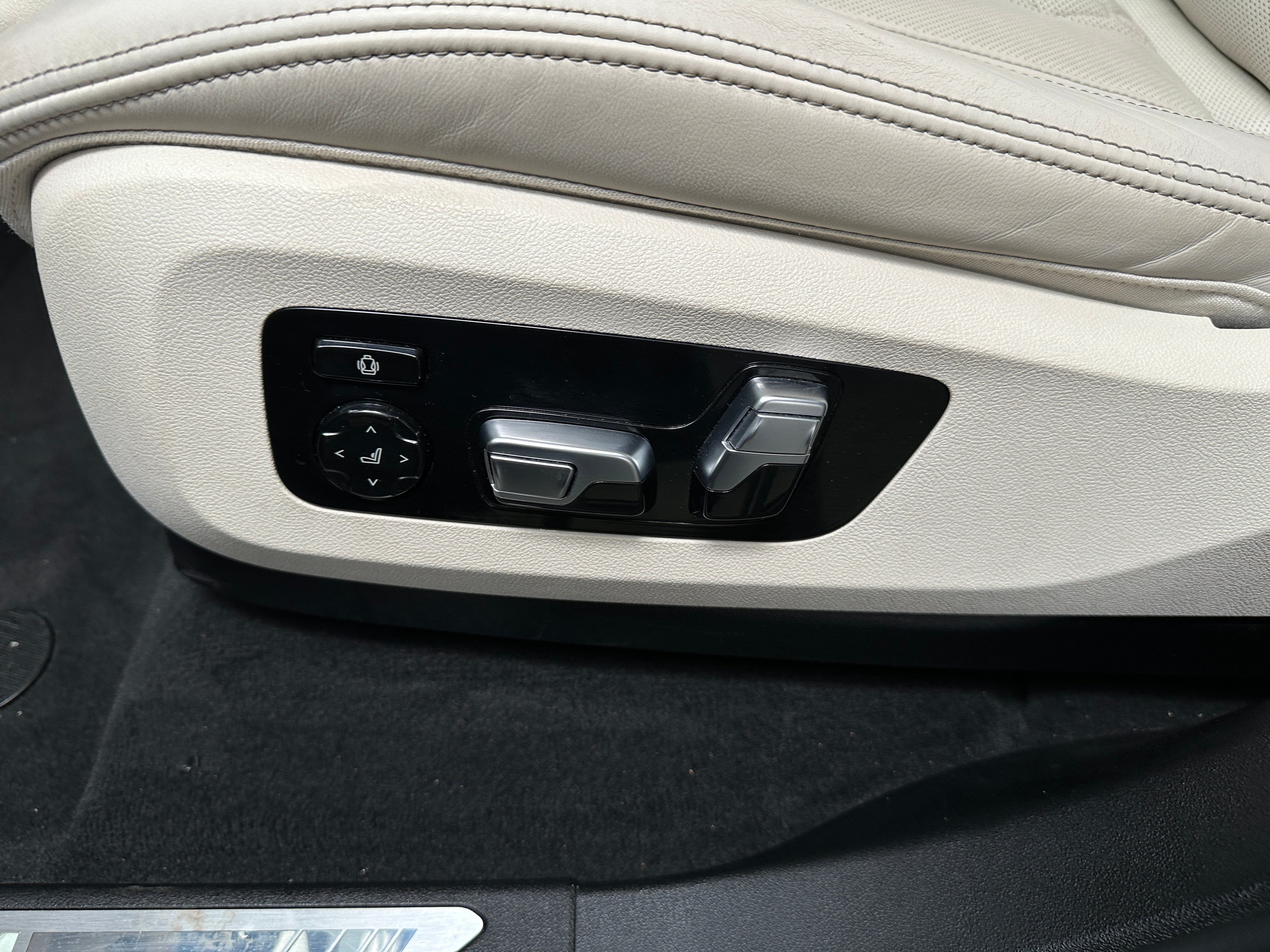 bmw x7 2022 5UXCW2C05N9J47449 image bmw x7 2022 5UXCW2C05N9J47449 image