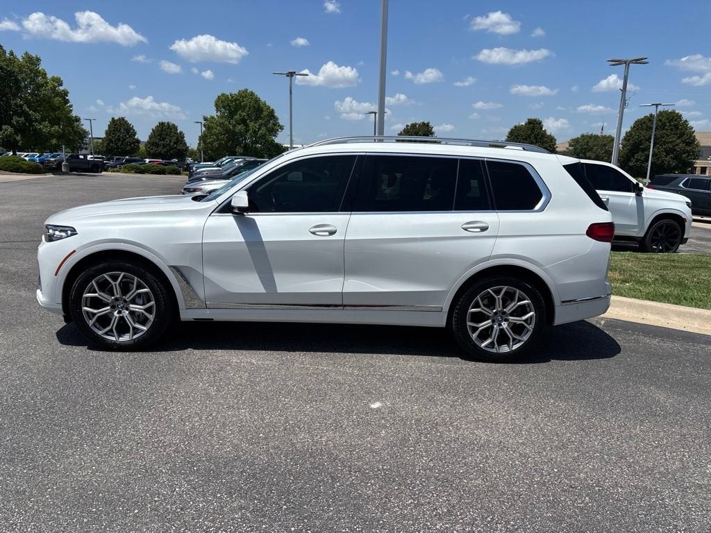 bmw x7 2022 5UXCW2C04N9K70627 image bmw x7 2022 5UXCW2C04N9K70627 image