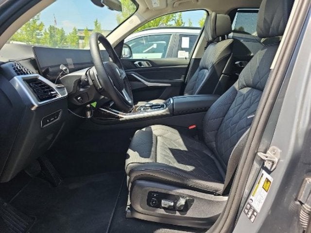 bmw x7 2025 5UX23EM05S9X64978 image bmw x7 2025 5UX23EM05S9X64978 image