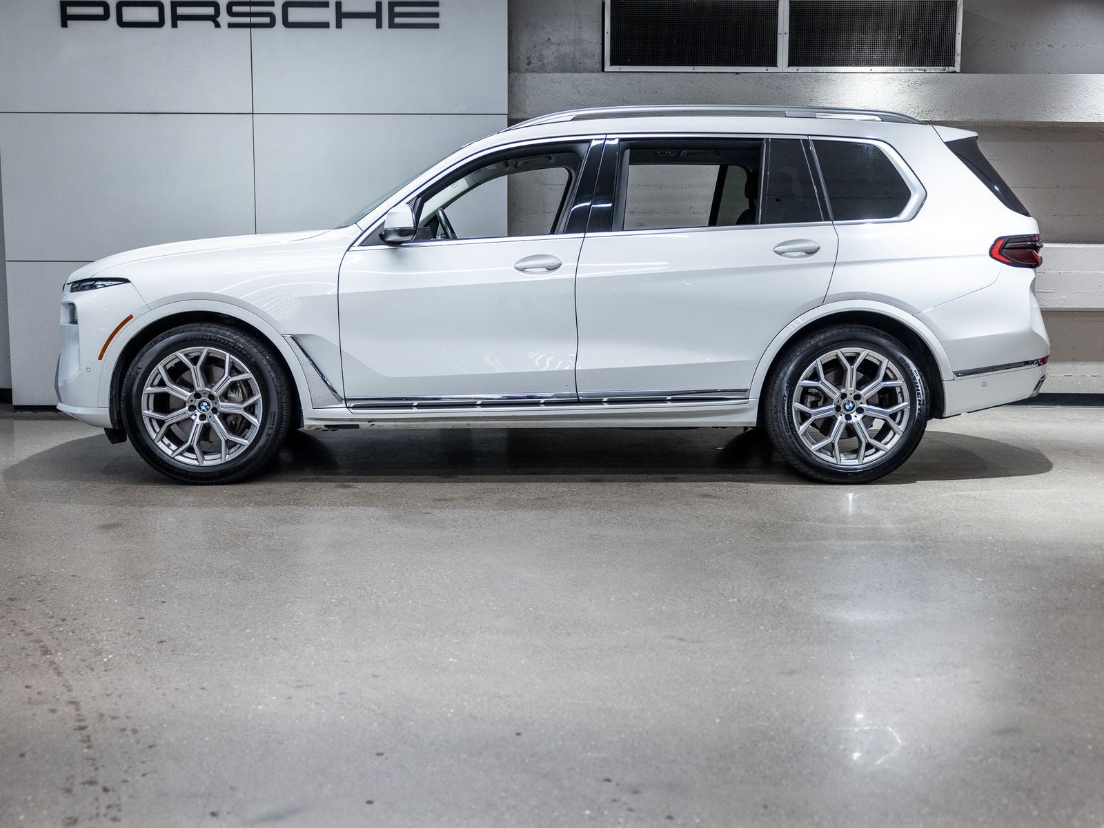 bmw x7 2025 5UX23EM0XS9Y00664 image bmw x7 2025 5UX23EM0XS9Y00664 image