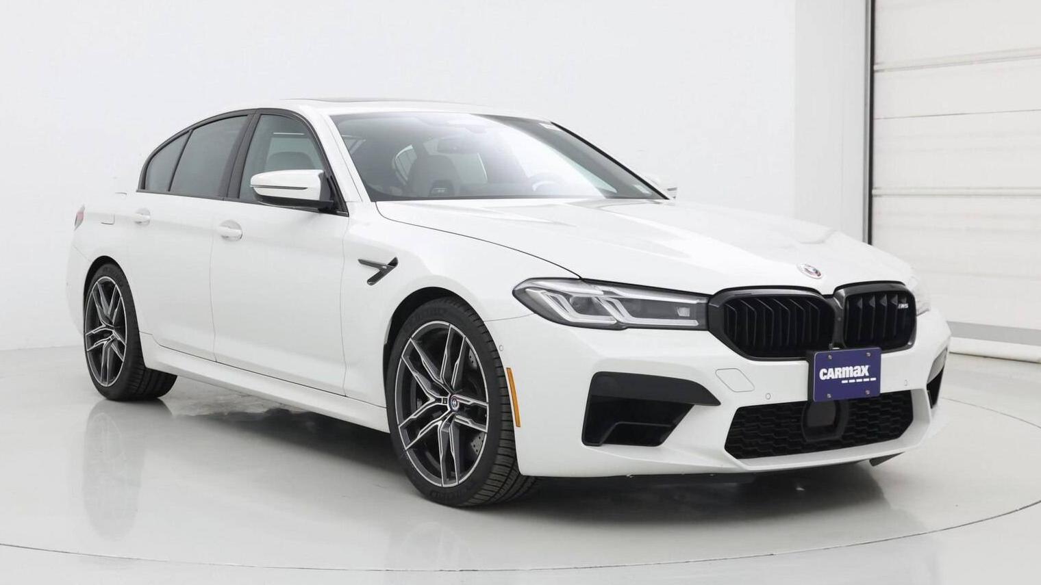 BMW M5 2023 WBS83CH02PCL11673 image