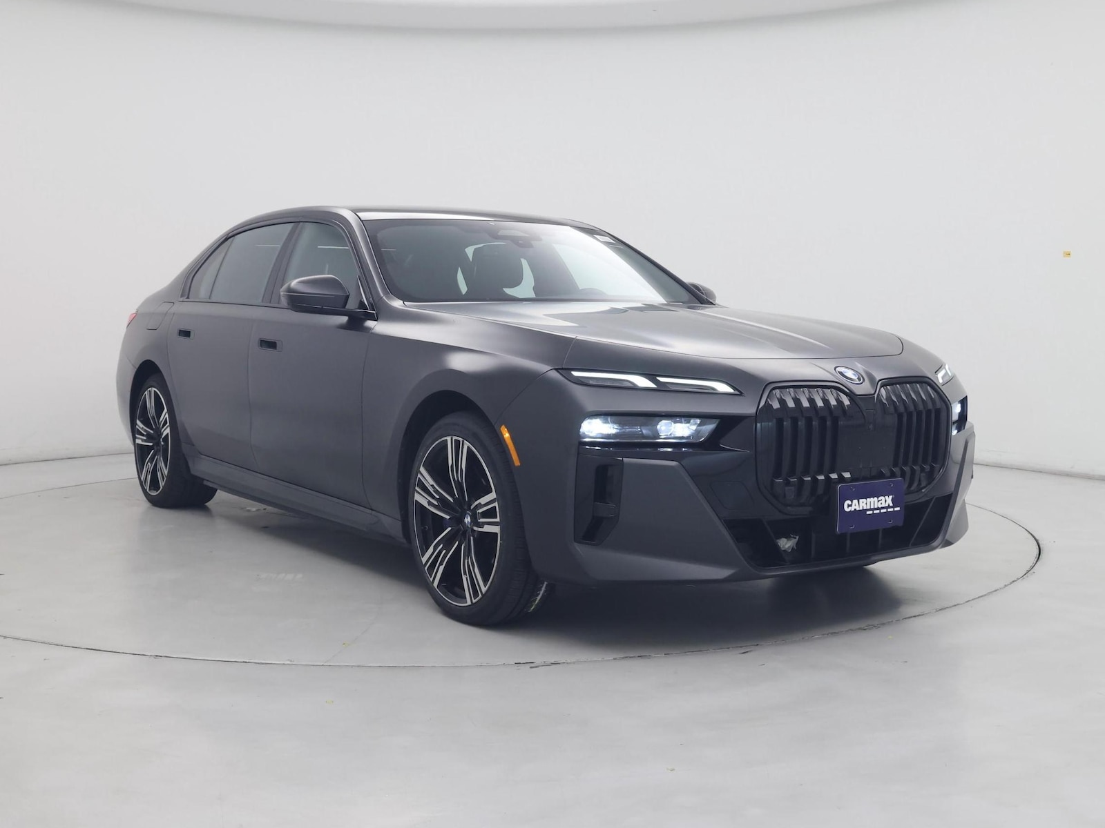 bmw i7 2023 WBY53EJ03PCN77721 image