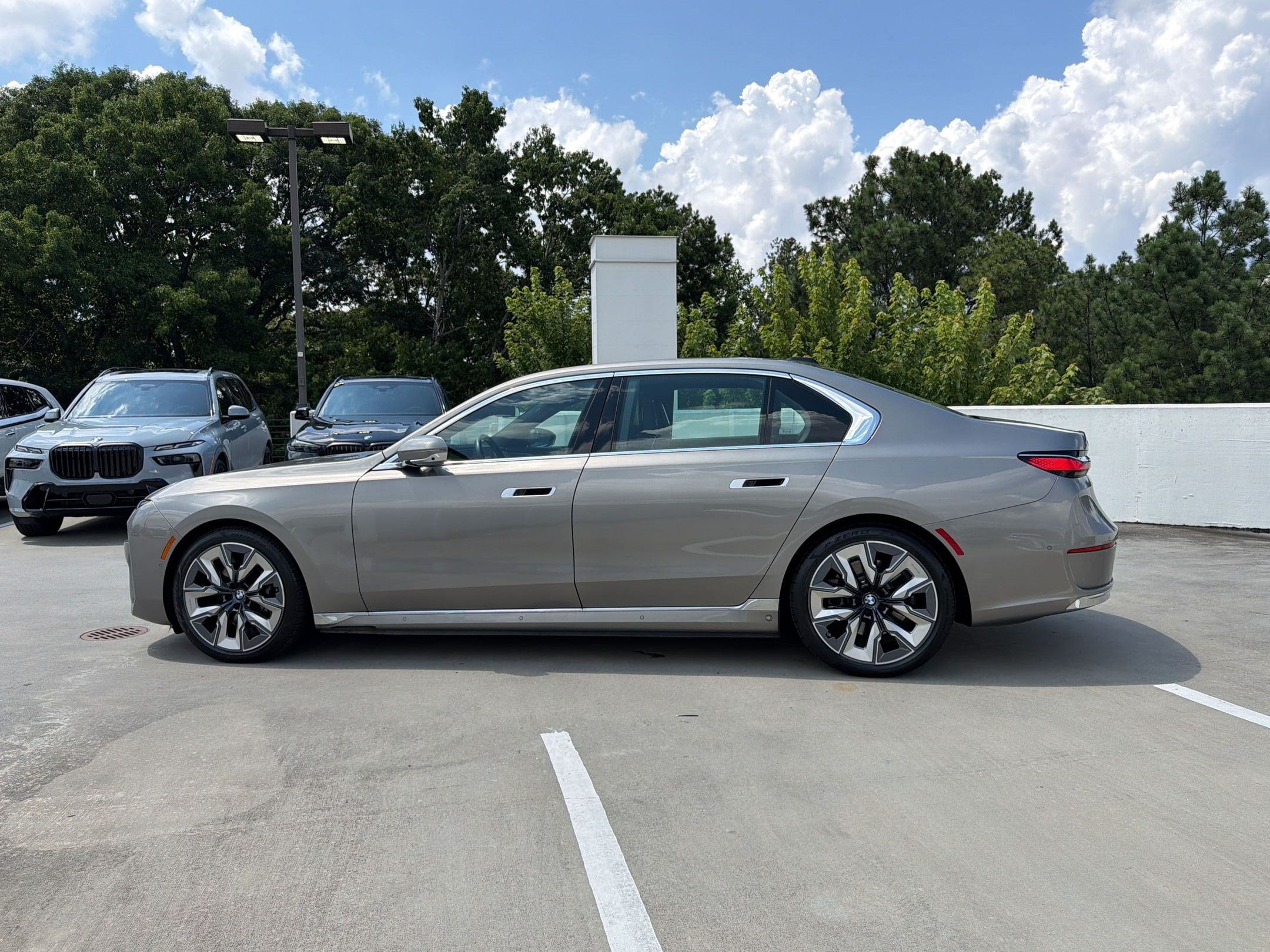 bmw i7 2023 WBY53EJ01PCN48217 image bmw i7 2023 WBY53EJ01PCN48217 image