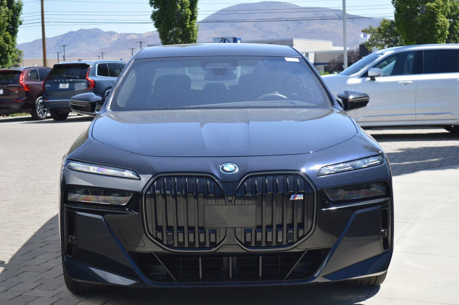 bmw i7 2024 WBY83EH05RCR69198 image bmw i7 2024 WBY83EH05RCR69198 image