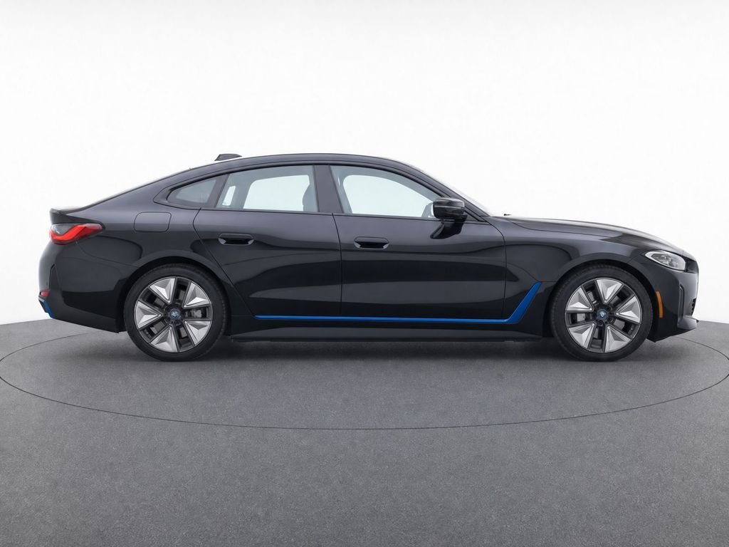 bmw i4 2023 WBY73AW0XPFP73146 image bmw i4 2023 WBY73AW0XPFP73146 image