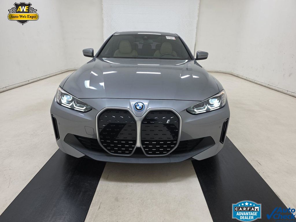 bmw i4 2023 WBY43AW02PFR13385 image bmw i4 2023 WBY43AW02PFR13385 image