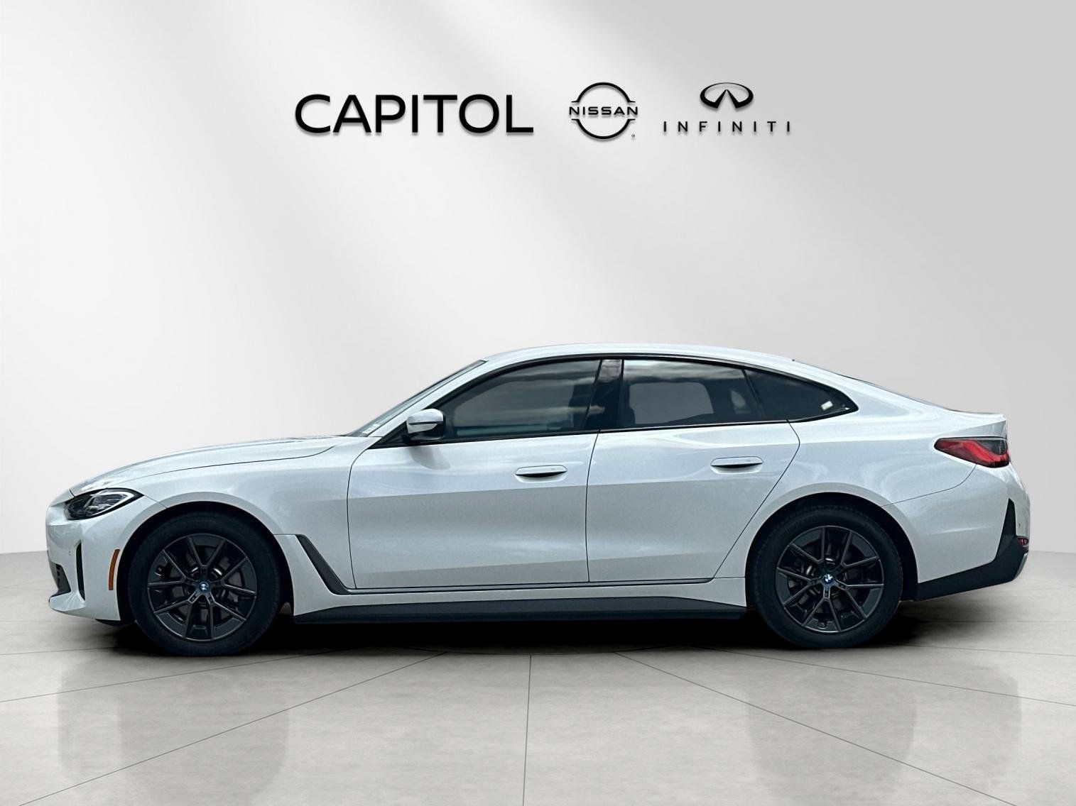bmw i4 2023 WBY43AW0XPFR10427 image bmw i4 2023 WBY43AW0XPFR10427 image