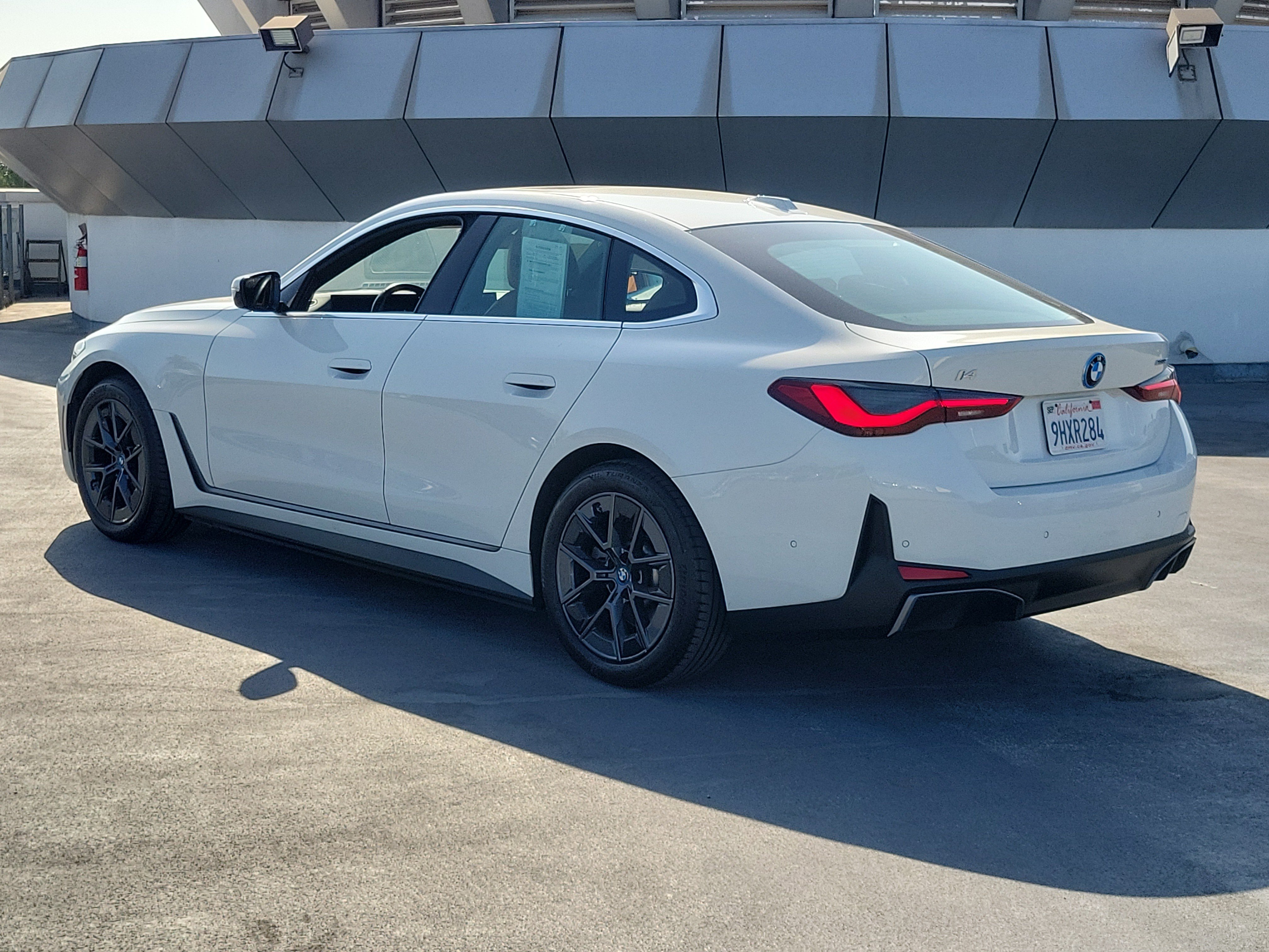 bmw i4 2023 WBY43AW04PFR40345 image bmw i4 2023 WBY43AW04PFR40345 image