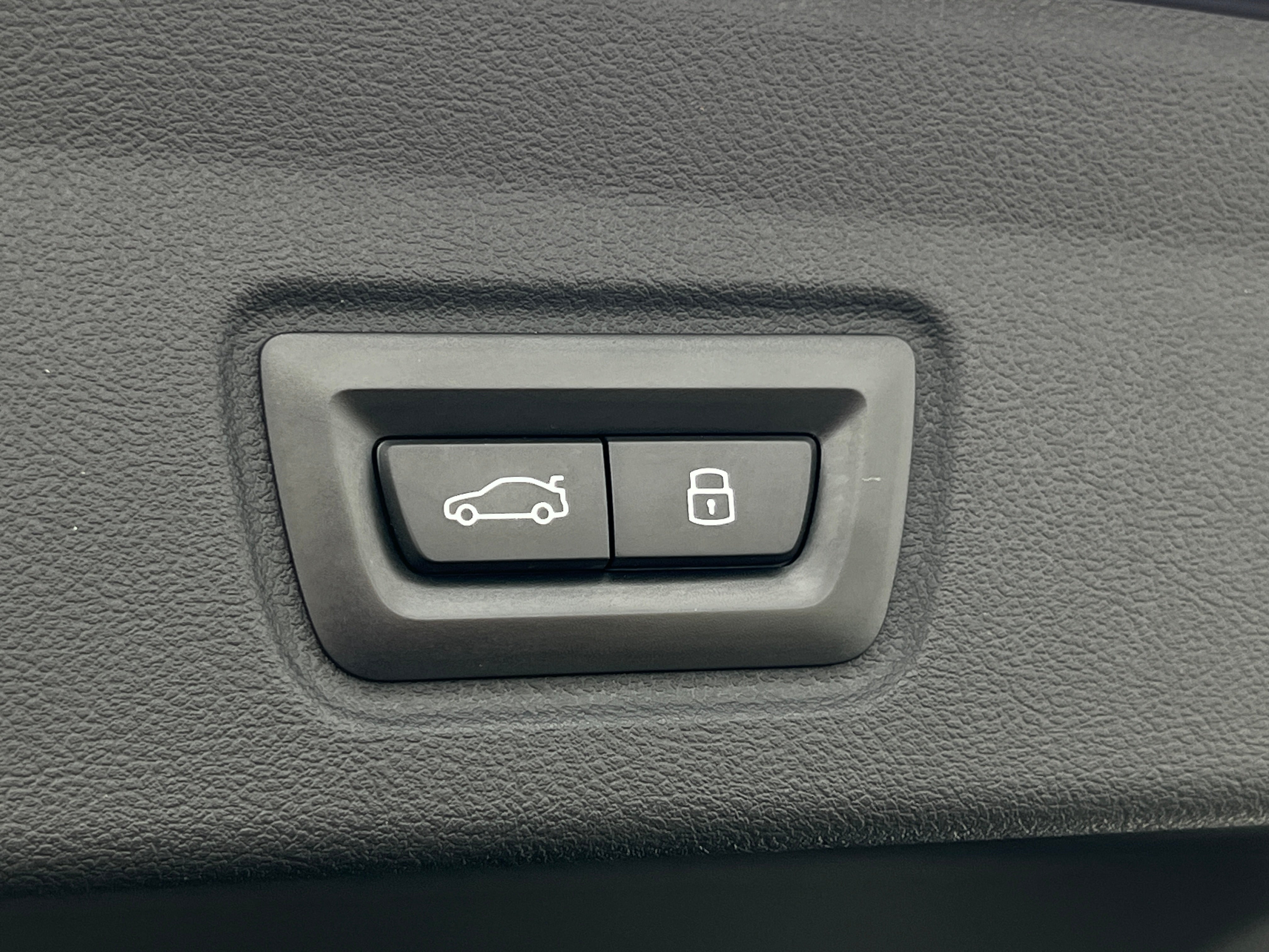 bmw i4 2023 WBY43AW02PFP99484 image bmw i4 2023 WBY43AW02PFP99484 image