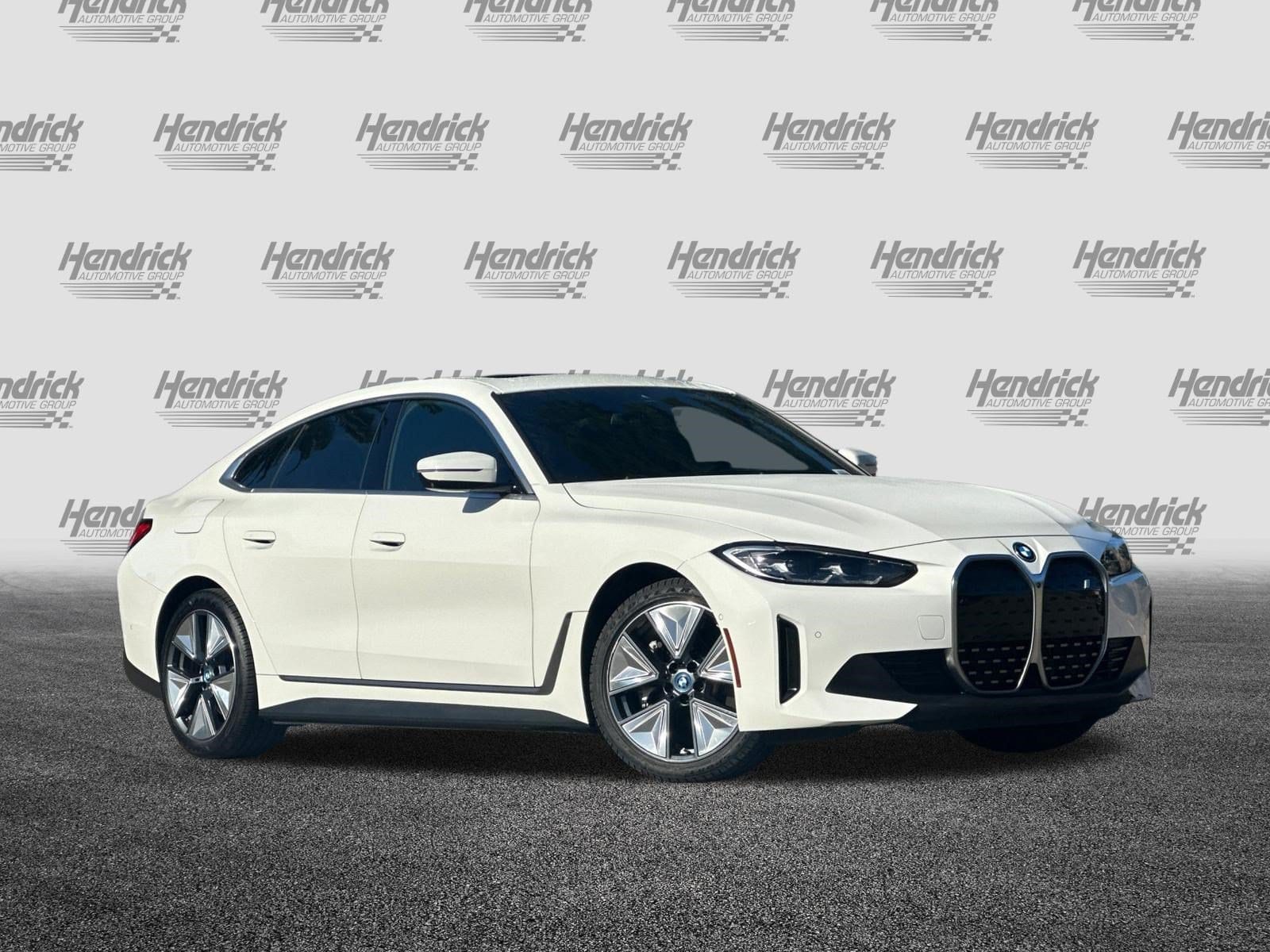bmw i4 2023 WBY43AW02PFR09210 image bmw i4 2023 WBY43AW02PFR09210 image