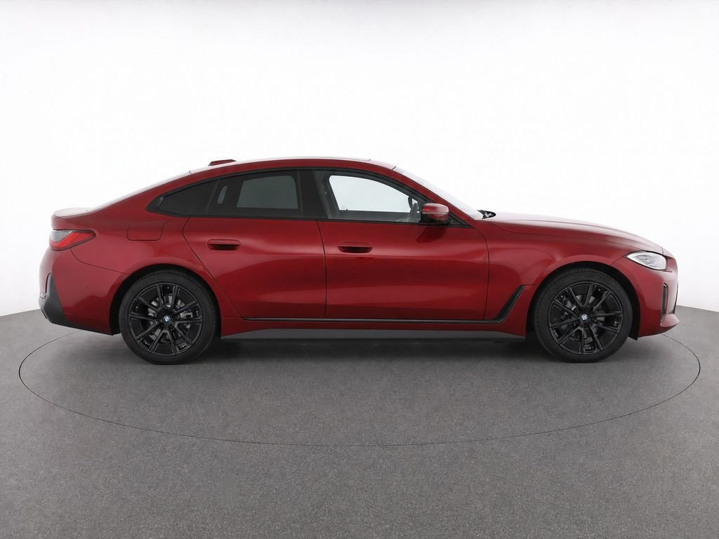 bmw i4 2023 WBY43AW06PFR32649 image bmw i4 2023 WBY43AW06PFR32649 image