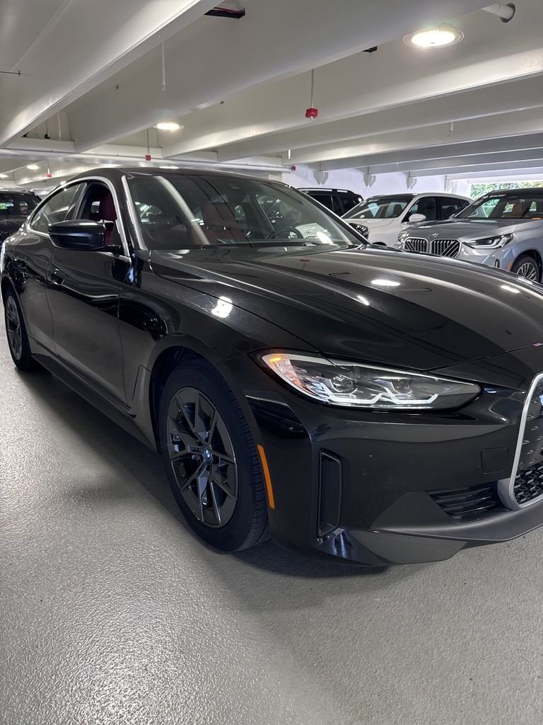 bmw i4 2023 WBY73AW00PFN99586 image bmw i4 2023 WBY73AW00PFN99586 image