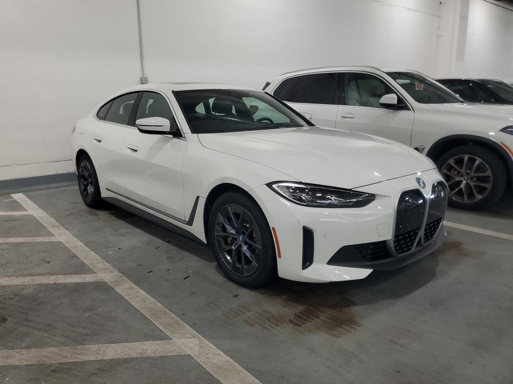 bmw i4 2023 WBY43AW0XPFP93349 image bmw i4 2023 WBY43AW0XPFP93349 image