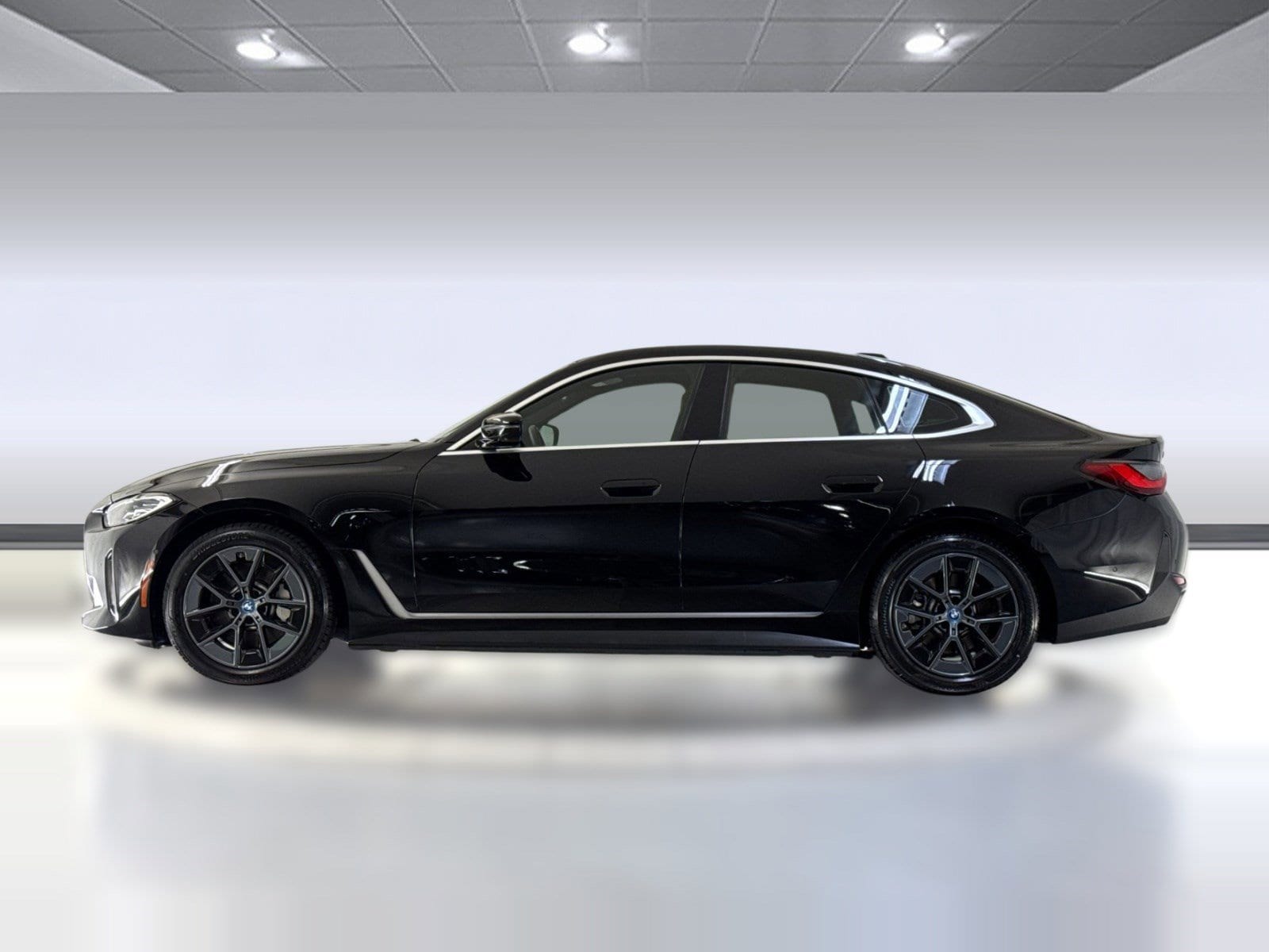 bmw i4 2023 WBY43AW03PFP97162 image bmw i4 2023 WBY43AW03PFP97162 image