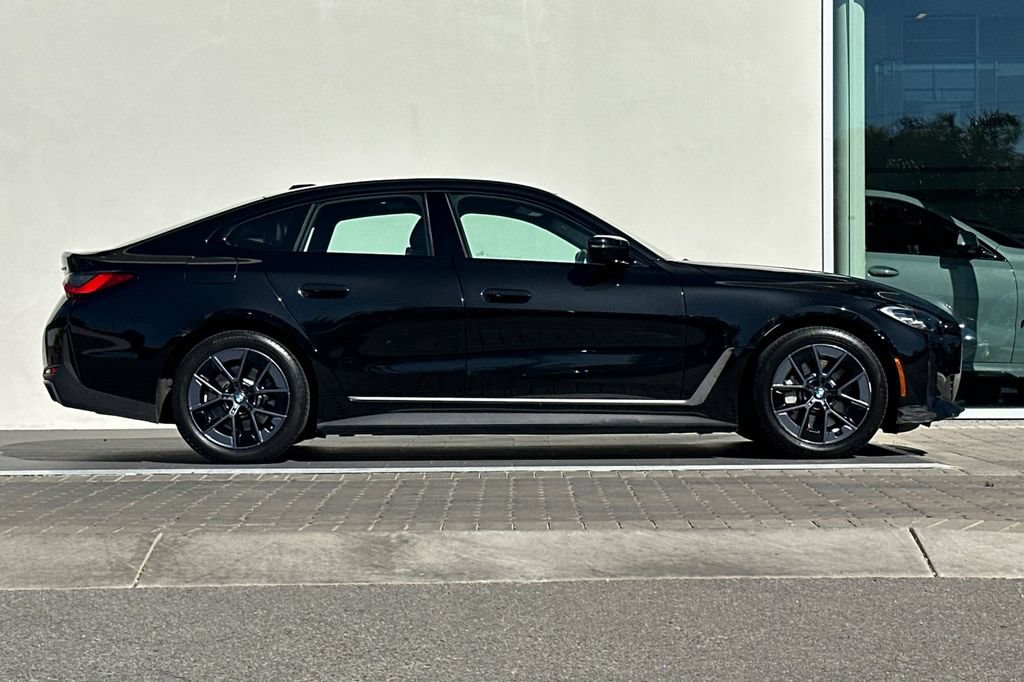 bmw i4 2023 WBY73AW04PFR06810 image bmw i4 2023 WBY73AW04PFR06810 image