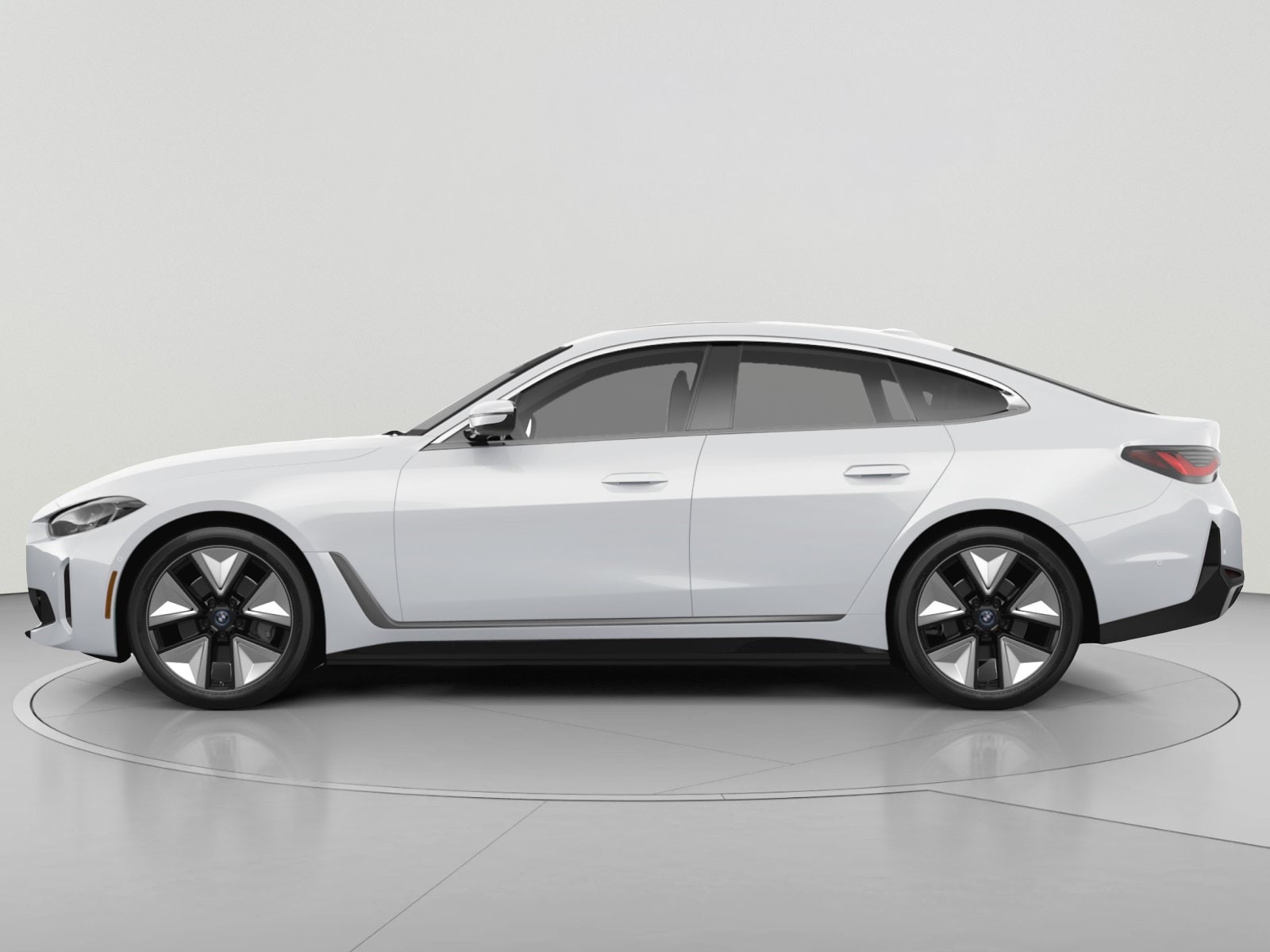 bmw i4 2023 WBY73AW09PFR21867 image bmw i4 2023 WBY73AW09PFR21867 image