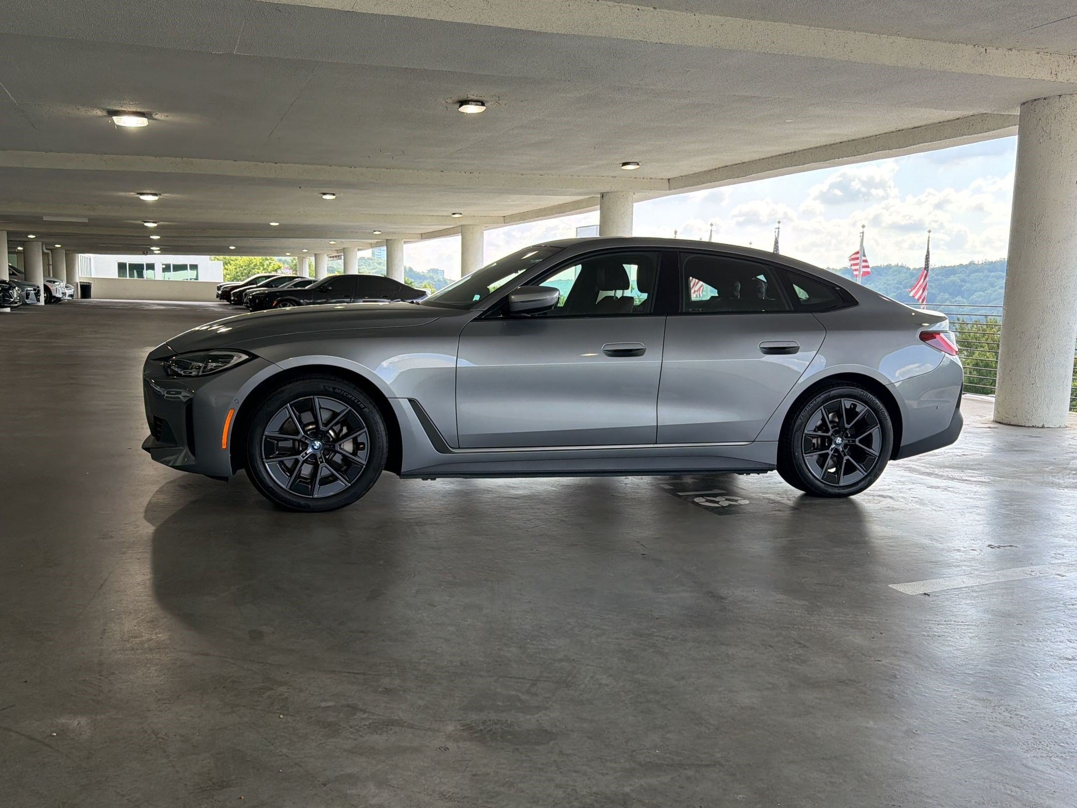 bmw i4 2023 WBY43AW02PFR12883 image bmw i4 2023 WBY43AW02PFR12883 image