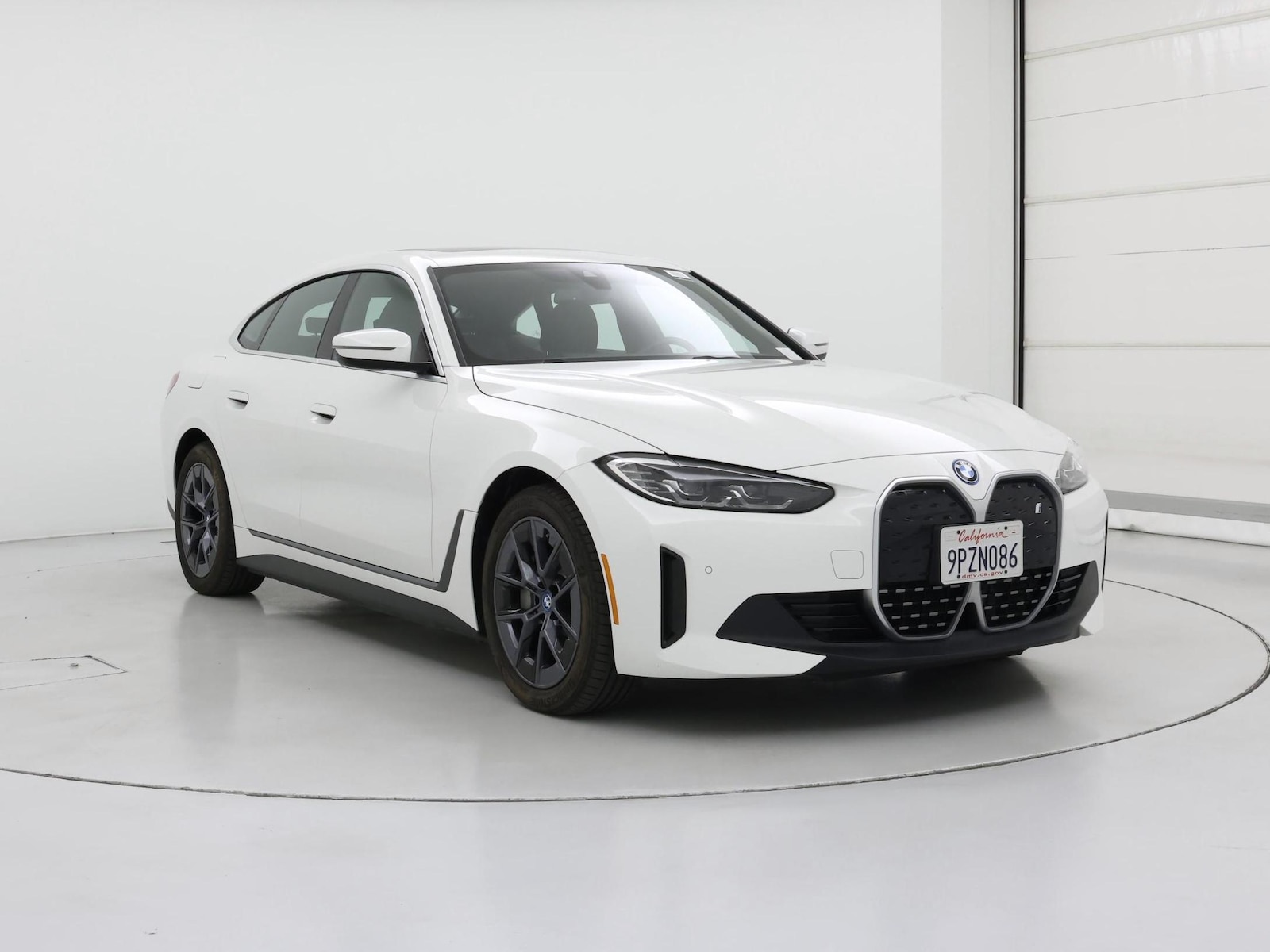 bmw i4 2024 WBY73AW05RFT29644 image bmw i4 2024 WBY73AW05RFT29644 image