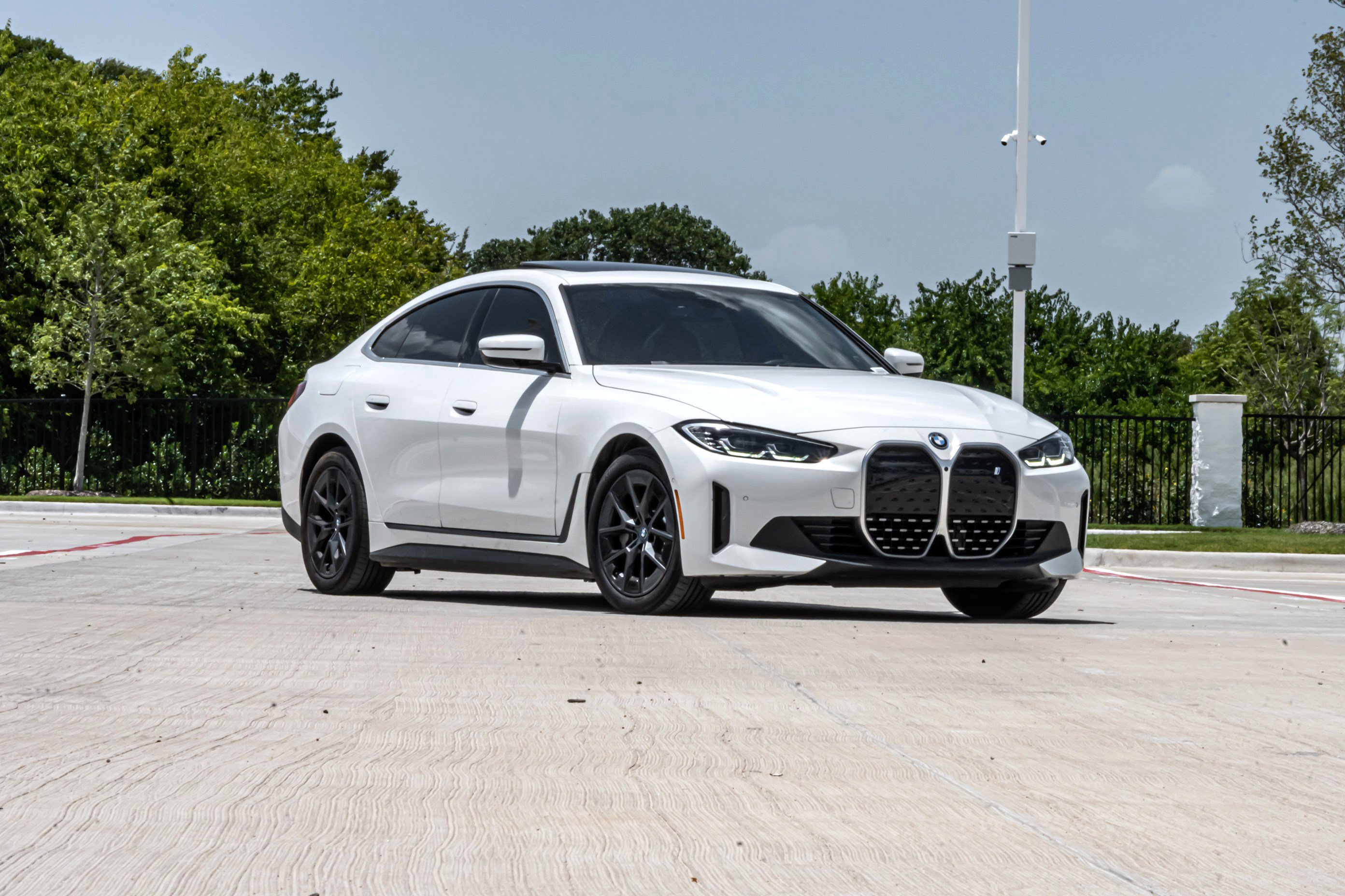 bmw i4 2024 WBY73AW04RFR55265 image bmw i4 2024 WBY73AW04RFR55265 image