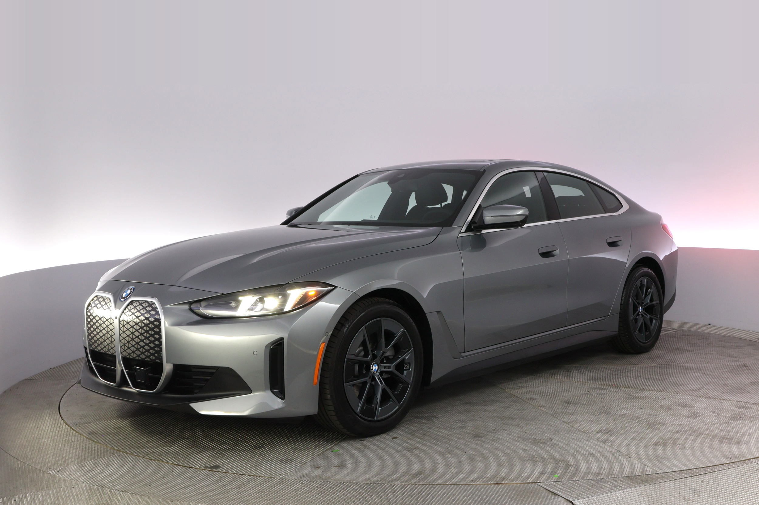 bmw i4 2025 WBY23HD08SFV70979 image bmw i4 2025 WBY23HD08SFV70979 image