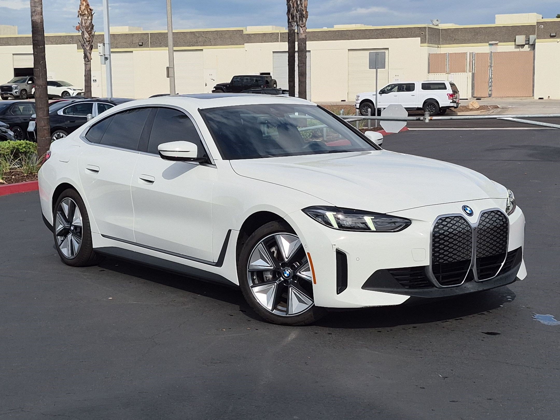 bmw i4 2025 WBY23HD06SFV08688 image bmw i4 2025 WBY23HD06SFV08688 image
