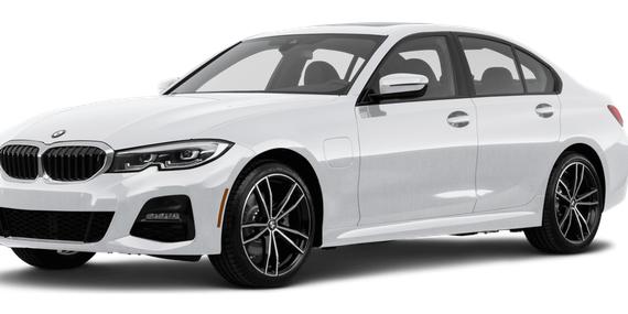 BMW 330E 2023 3MW39FF01P8C97063 image